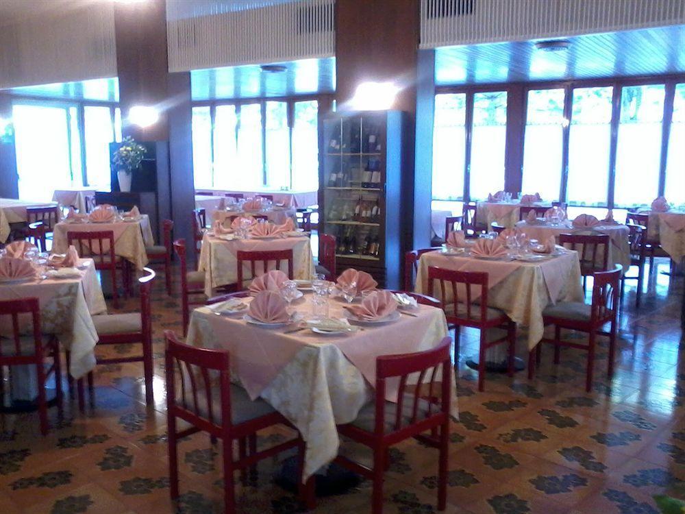 Plaza 3* Grado